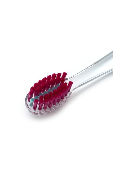 Ортодонтична зубна щітка Tello 4920 Ortho Ultra Soft, d 0.10 mm, малинова | Зображення 2