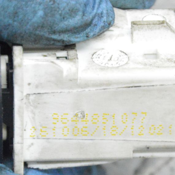 Кнопка підігріву заднього скла Citroen Berlingo M59 2003-2008 Кнопка обігріву скла Сітроен 9644851077 | Зображення 2