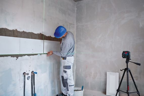 Нівелір лазерний Bosch Professional GCL 2-50 G, до 15 м, ± 0.3 мм/м, в чемодані з тримачем RM 10, затиском DK 10, чохлом, мішенню, 0.58 кг (0.601.066.M02) | Зображення 7