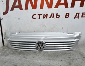 Решітка радіатора Volkswagen Transporter T4 1996-2003 Решітка переднього бампера Фольксваген т4 7D0853651
