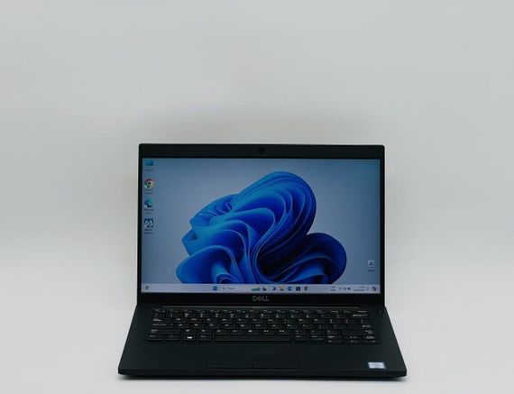 Ультрабук Dell Latitude 7390 / 13.3" (1920x1080) IPS / Intel Core i5-8350U (4 (8) ядра по 1.7 - 3.6 GHz) / 8 GB DDR4 / 120 GB SSD / Intel UHD Graphics 620 / WebCam / HDMI б/у | Зображення 1