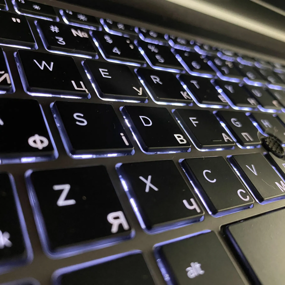 Мобільна робоча станція Б-клас HP zBook 15 G6 / 15.6" (1920x1080) IPS / Intel Core i7-9850H (6 (12) ядер по 2.6 - 4.6 GHz) / 16 GB DDR4 / 512 GB SSD / nVidia Quadro T1000, 4 GB GDDR5, 128-bit / Fingerprint / WebCam / HDMI б/в + Подарунок Миша / USB | Зображення 5