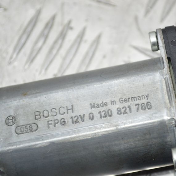 Моторчик склопідйомника передній правий Peugeot 307 2001-2008 Пежо 0130821766 | Зображення 2
