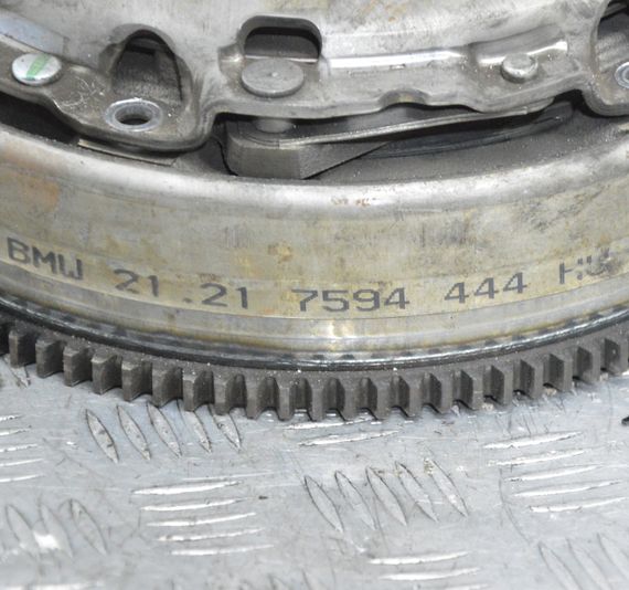 Комплект зчеплення 2.0 BMW N43 E87 E90 E91 E92 E93 2004-2013 Маховик демпфер БМВ е87 е90 е91 7594444 | Зображення 2