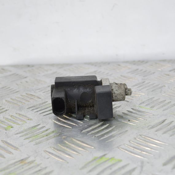 Клапан управління турбіною 1.9 TDI Audi A4 B5 B6 A6 C5 1996-2008 Клапан тиску наддуву Ауді а4 б5 а6 ц5 8E0906627A | Зображення 1