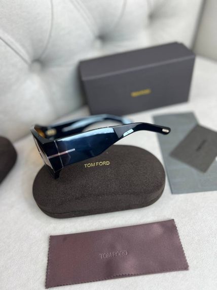 Сонцезахисні окуляри Tom Ford Bronson TF g248 | Зображення 4
