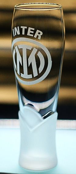 Пивний келих крафтовий 440 мл ФК Internazionale Milano Інтер з гравіюванням подарунок для фаната футбольна кружка | Зображення 2