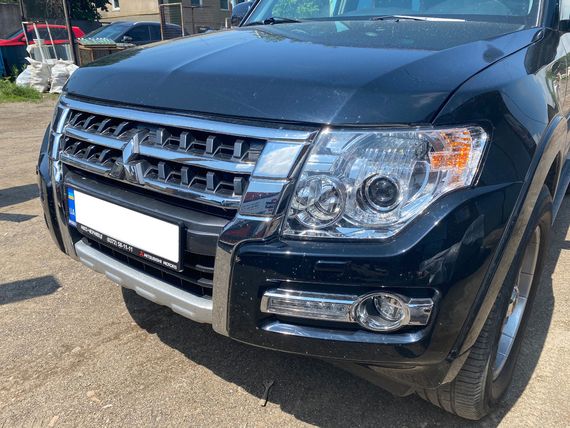 Комплект рестайлінгу (передній бампер) для Mitsubishi Pajero Wagon IV | Зображення 3