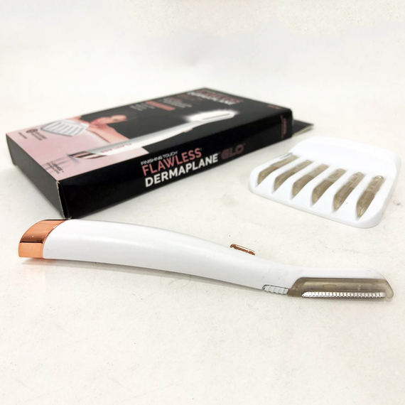 Триммер-эпилятор женский Flawless Dermaplane Glo, эпилятор для интимных зон | Зображення 3