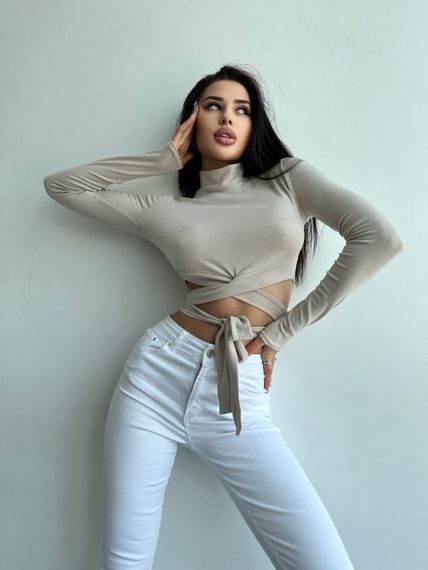 Женская укороченная кофта кроп-топ с завязками на талии NA994 цвет бежевый, размер 42/44 | Зображення 2