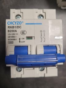 Автоматичний вимикач DC 2P 200A 10ka CHCYZO RKB1/DC