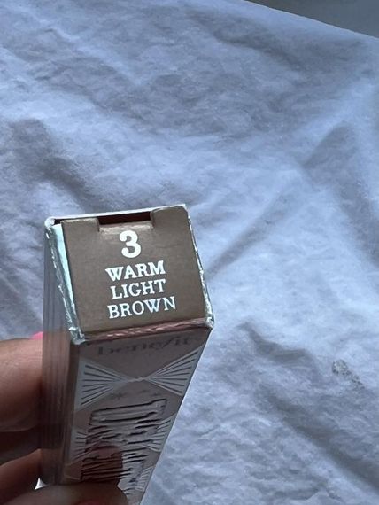 Водостійкий олівець для брів для об'єму Benefit gimme brow+ volumizing pencil - 3 Warm Light Brown (1.19 g) | Зображення 3