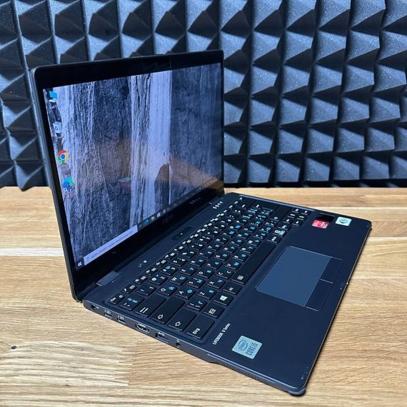 Ультрабук Fujitsu LifeBook U9310X / 13.3" (1920x1080) IPS Touch / Intel Core i5-10210U (4 (8) ядра по 1.6 - 4.2 GHz) / 16 GB DDR3 / 512 GB SSD / Intel UHD Graphics / WebCam б/у | Зображення 2