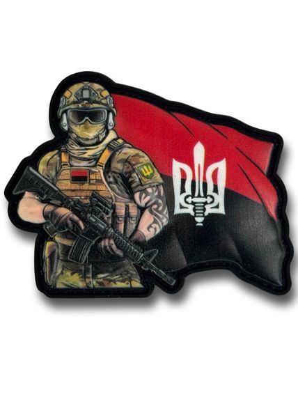 ПАТЧ (НАШИВКА) "Воїн з прапором" Червоно-чорний ПВХ