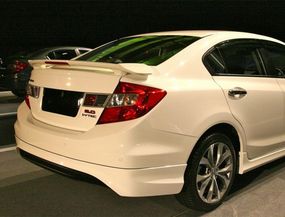 Накладка на задній бампер (під фарбування) для Honda Civic Sedan IX 2011-2016 рр