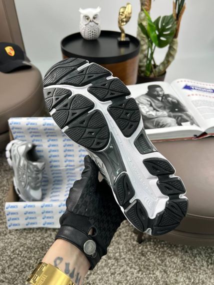 Чоловічі кросівки ASICS Gel-NYC Grey Silver White (замша , текстиль) 44 28 | Зображення 6