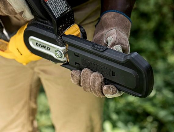 Акумуляторна міні-пилка DeWalt без АКБ та ЗП DCMPS520N | Зображення 2