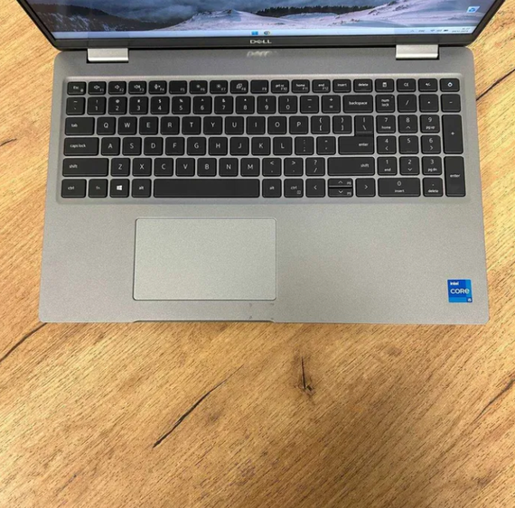 Ноутбук Dell Latitude 5520 i5 1145G7 16Gb SSD 512Gb Intel Iris Xe  Б/В | Зображення 2