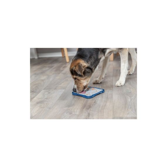 Миска-килимок Trixie для собак Lick and Snack для повільного годування термопластична гума/пластик 20х20 см | Зображення 2