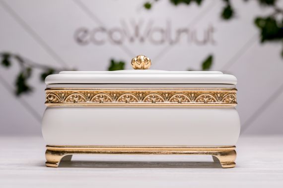 Коробочка для прикрас із позолотою «Gold & white»