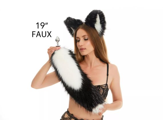 Анальний хутряний хвіст без пробки, Триколірний: Білий, чорний, чорнобурий з білим кінчиком, OKOVA 50 см. Sex Aura