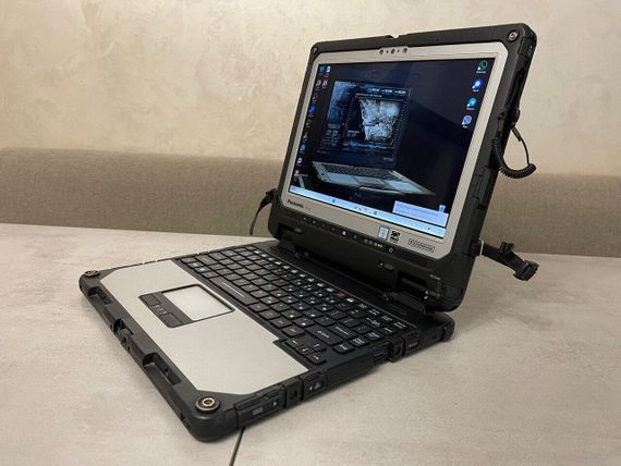 Захищений  нетбук-трансформер Б-клас Panasonic Toughbook CF-33 / 12.5" (2160x1440) IPS Touch / Intel Core i7-7600U (2 (4) ядра по 2.8 - 3.9 GHz) / 16 GB DDR3 / 256 GB SSD / Intel HD Graphics 620 / WebCam / GPS / Два АКБ б/в + Подарунок Дротова миша / USB | Зображення 6