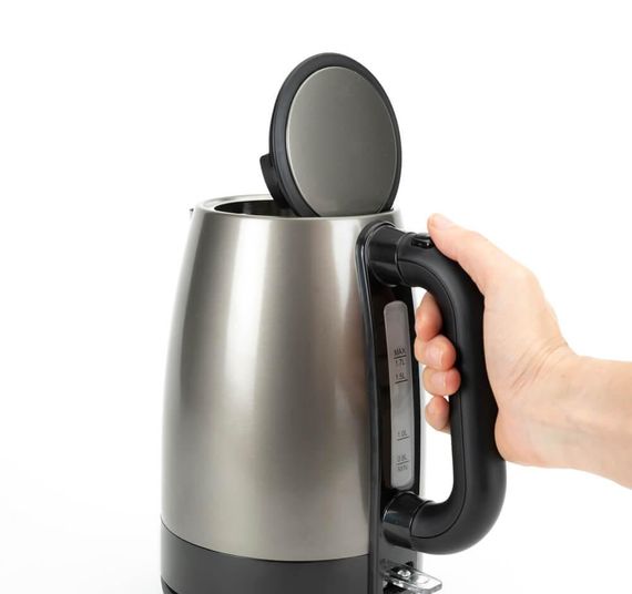 Електрочайник BLACK+DECKER BXKE2201E | Зображення 2