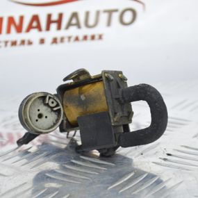 Клапан рециркуляції відпрацьованих газів Audi 2.8 клапан ВГ Ауді 721483540 054906267A