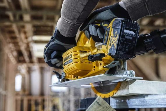 Пила дискова акумуляторна DeWalt з АКБ та ЗП DCS570P2 | Зображення 5