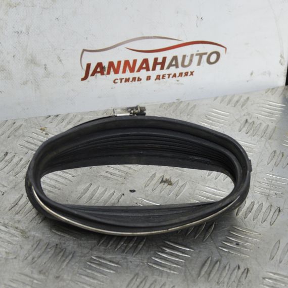 Трубка повітря 1.6 FSI Volkswagen Golf V Патрубок повітропроводу впускний Фольксваген Гольф 5 03C253813A | Зображення 1