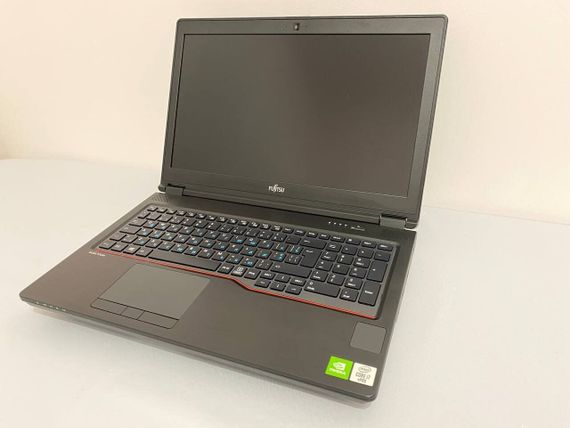 Мобільна робоча станція Fujitsu Celsius H7510 / 15.6" (1920x1080) IPS / Intel Core i7-10850H (6 (12) ядер по 2.7 - 5.1 GHz) / 32 GB DDR4 / 512 GB SSD / nVidia Quadro T1000, 4 GB GDDR6, 128-bit / WebCam / HDMI б/в | Зображення 3