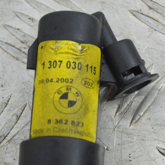 Форсунка омивача лівої фари BMW 3 E46 Омивач лівої фари БМВ е46 1307030115 | Зображення 1