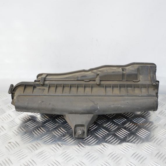 Корпус повітряного фільтра 1.4 / 1.6 Peugeot 207 2006-2014 Корпус фільтра повітря Пежо 207 V753482280