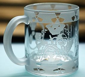 Стеклянная чашка 320 мл S T A L K E R 2 с гравировкой игровая кружка подарок фанату Зоны СТАЛКЕР глянец