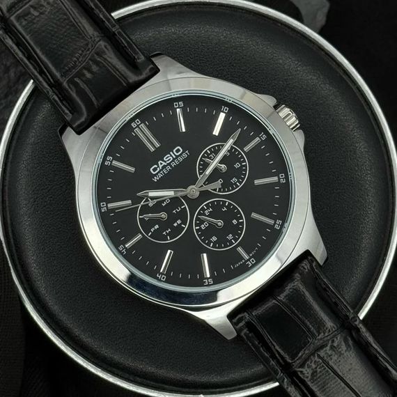 Чоловічий годинник Casio MTP-V300L-1A | Зображення 2