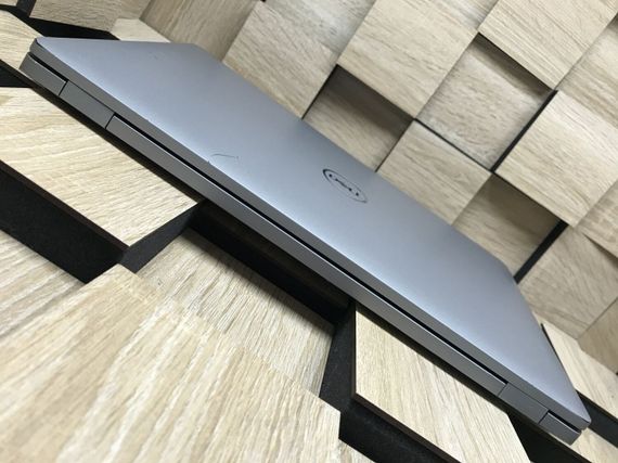 Ноутбук Б-клас Dell Latitude 5511 / 15.6" (1366x768) TN / Intel Core i5-10300H (4 (8) ядра по 2.5 - 4.5 GHz) / 8 GB DDR4 / 256 GB SSD M.2 / Intel UHD Graphics / WebCam / Windows 10 б/в | Зображення 6