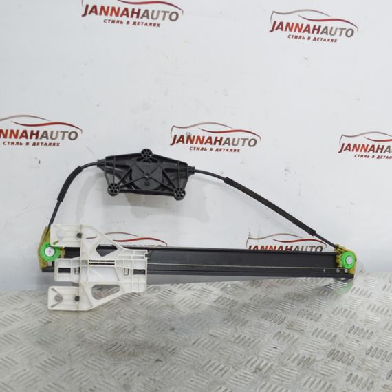 Склопідіймач задній правий Audi Q5 механізм склопідйомника задніх правих дверей Ауді ку5 8R0839462D