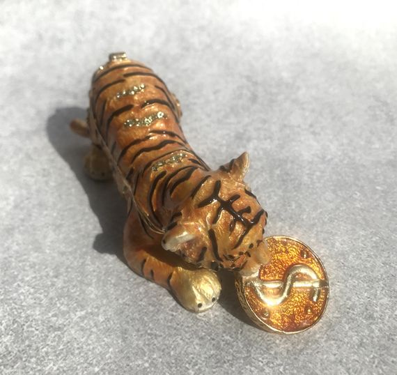 Статуэтка-шкатулка Tiger Денежный | Зображення 1