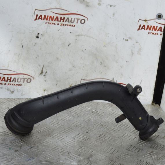 Патрубок інтеркулера 1.4 TSI Volkswagen Golf V Touran 2003-2015 Трубка провід повітря Фольксваген 03C145673C