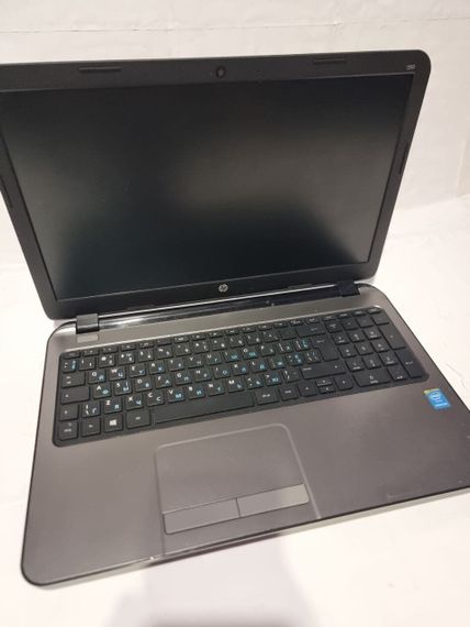 Ноутбук Б-класс HP 250 G3 / 15.6" (1366x768) TN / Intel Pentium N3540 (4 ядра по 2.16 - 2.66 GHz) / 8 GB DDR3 / 500 GB HDD / Intel HD Graphics / WebCam / DVD-RW / Без АКБ б/у | Зображення 2