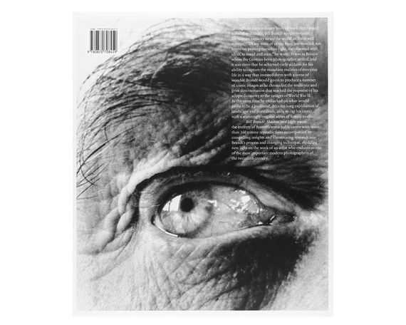 Фотомистецтво історія книга з фотографії Bill Brandt: Shadow and Light Найкращі фотографи світу Білл Брандт | Зображення 5