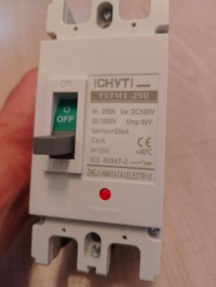 Автоматичний DC mccb вимикач 250а ICHYTI 2p | Зображення 1