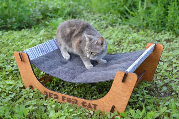 Лежанка для кота