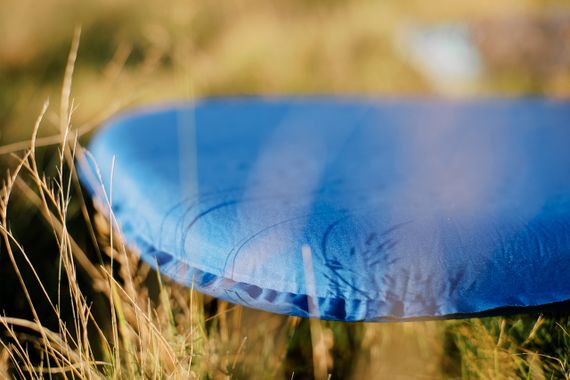Килимок самонадувний Tribe Comfort Lite 5 см, туристичний каремат самонадувний для походу та кемпінгу, синій | Зображення 4