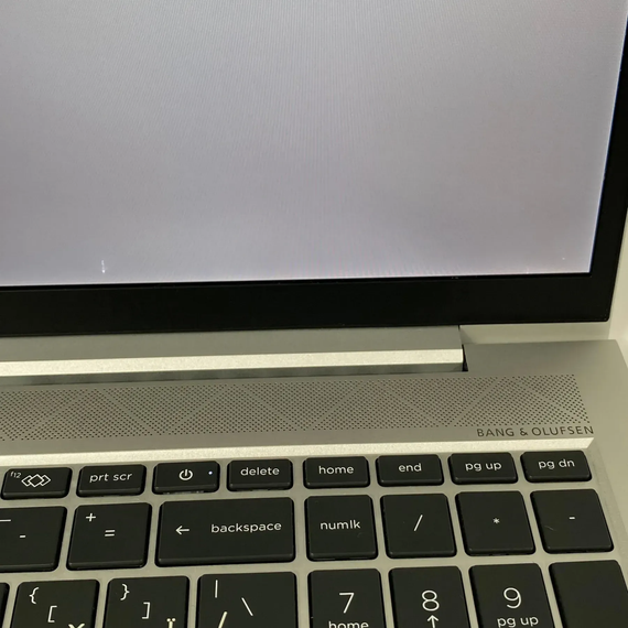 Ультрабук Б-клас HP EliteBook 855 G7 / 15.6" (1920x1080) IPS / AMD Ryzen 5 Pro 4650U (6 (12) ядер по 2.1 - 4.0 GHz) / 16 GB DDR4 / 256 GB SSD / AMD Radeon RX Vega 6 / TouchID / WebCam б/в + Подарунок Бездротова миша / USB | Зображення 2