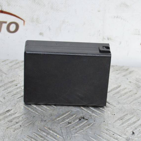 Блок управління кліматичною установкою Toyota Corolla Yaris модуль Тойота 2772000371 8865052180