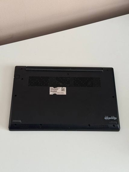 Ультрабук Б-клас Lenovo K14 Gen 1 / 14" (1920x1080) TN / AMD Ryzen 5 5600U (6 (12) ядер по 2.3 - 4.2 GHz) / 16 GB DDR4 / 256 GB SSD / AMD Radeon Vega 7 / WebCam / Windows 11 б/в | Зображення 6