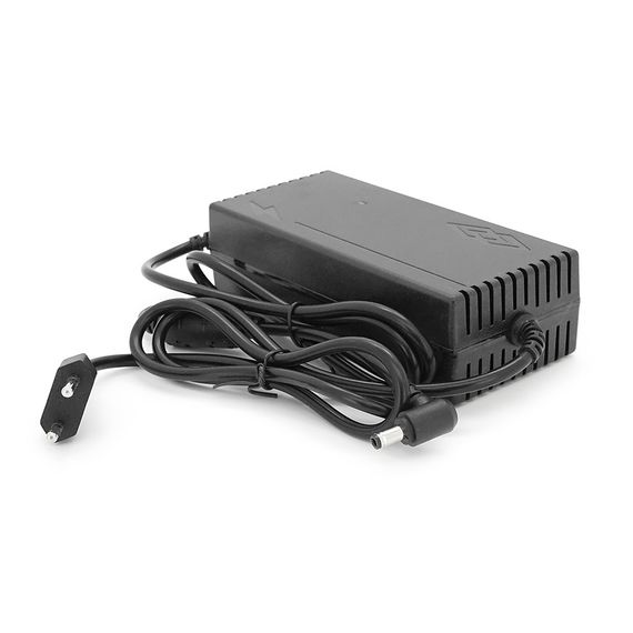 Зарядний пристрій для акумуляторів Li-ion 12V (12,6V),3S,8A,штекер 5,5х2,5мм, індикація