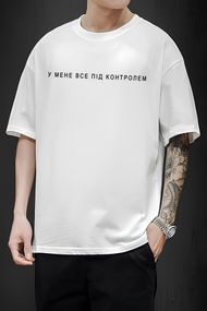 Футболка з мерчем