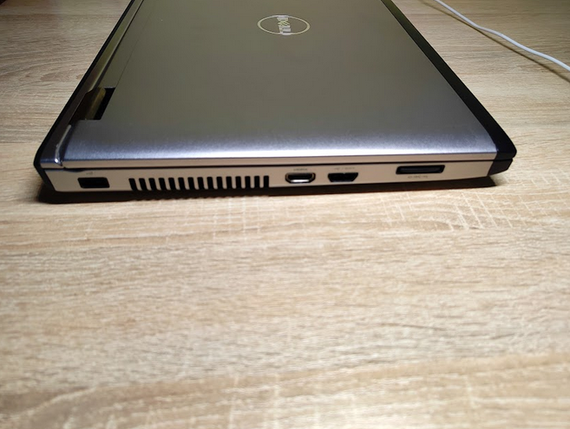 Ноутбук Dell Vostro 3550 - 15.6 HD/ i7 2640M/ Radeon 6630 Б/У | Зображення 2